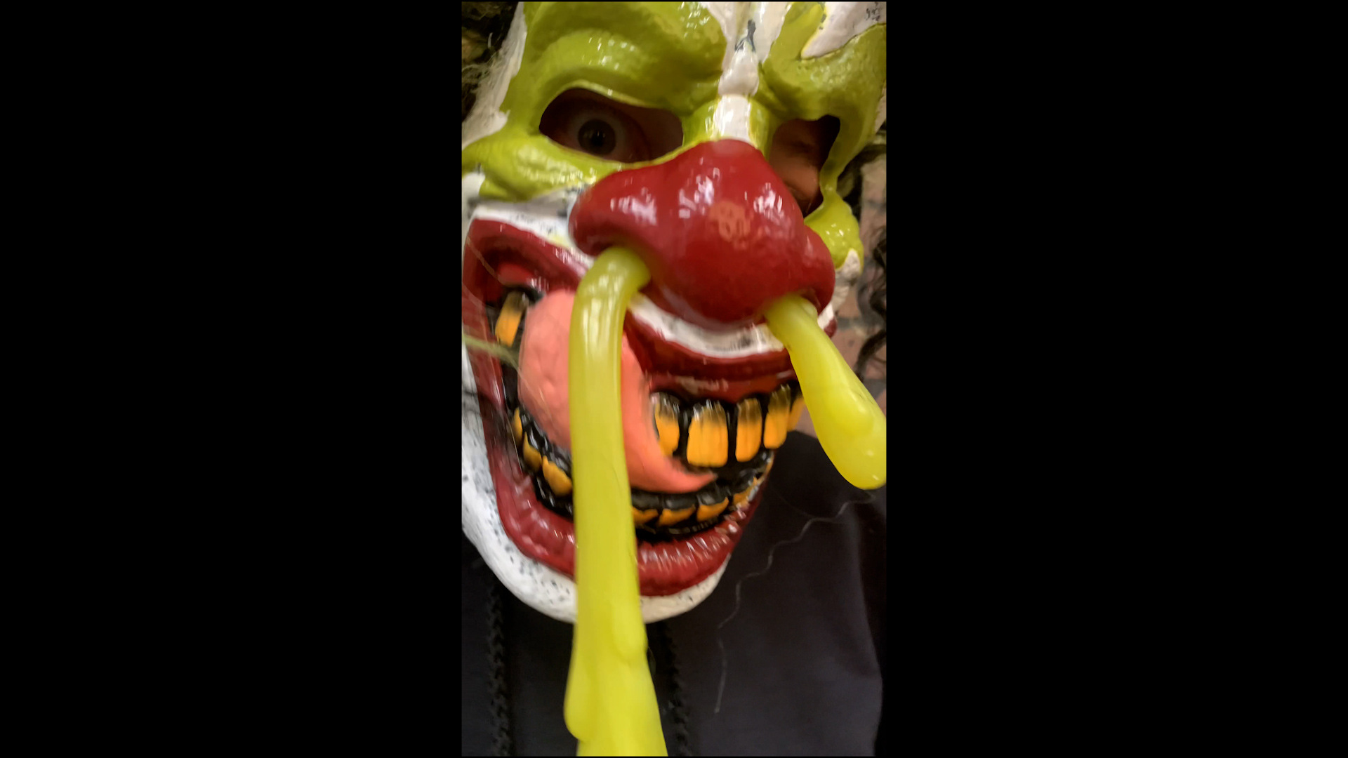 Be creepy and gross at the same time in this Boy's Boogers The Clown Costume. This scary boy's costume is great for Halloween or just a fun Saturday night.