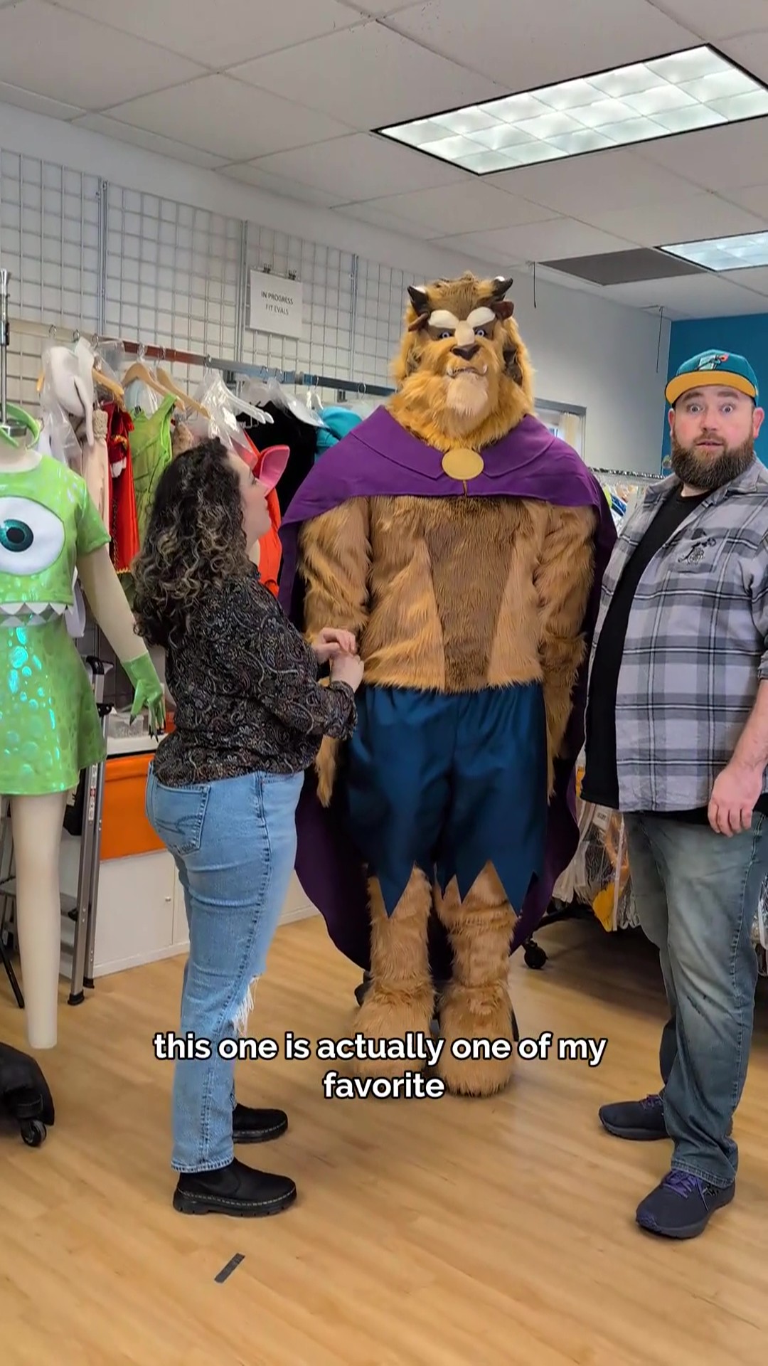Transform into a fairytale prince with the Men's Authentic Caped Disney Beast Costume—an enchanting choice for Disney fans and magical Halloween nights.