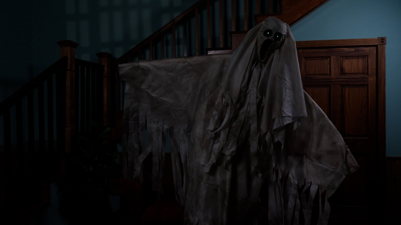 6FT Floating Ghost Halloween Decoration