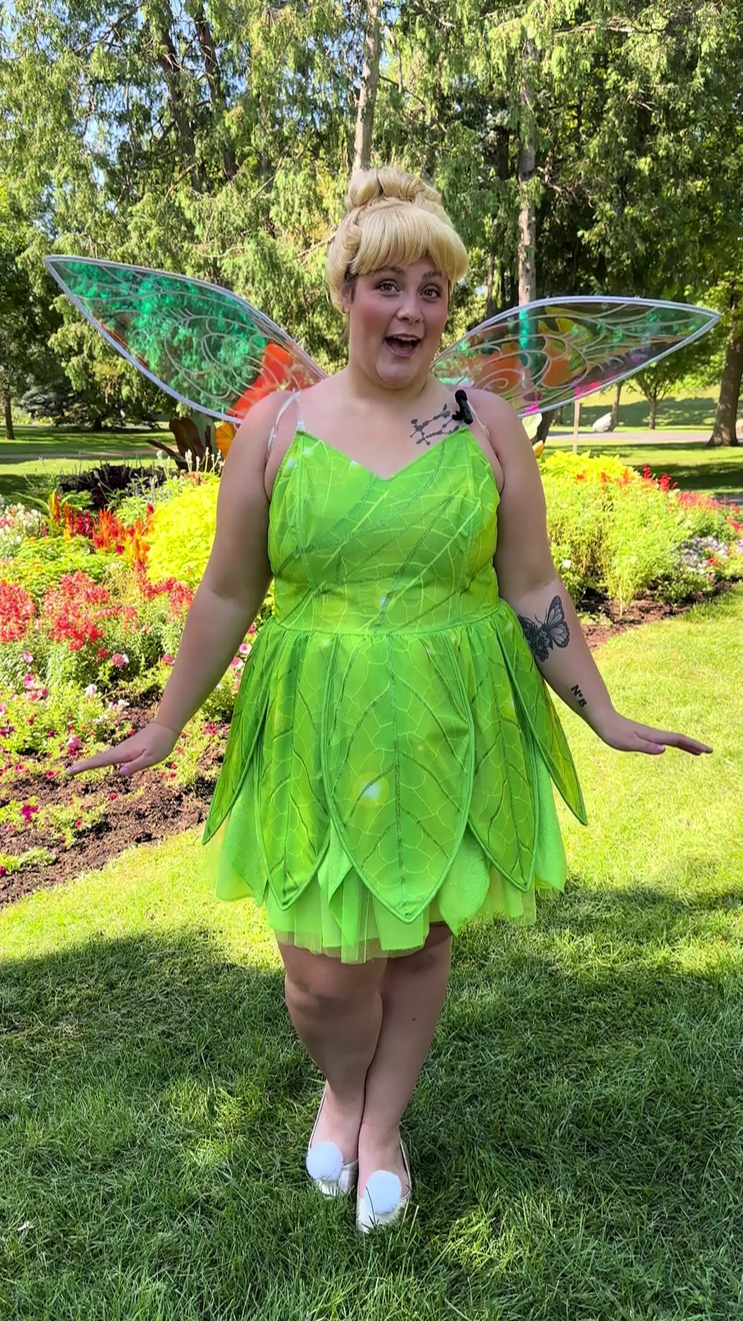 Transform into the beloved fairy from Neverland with this exclusive Women's Plus Size Disney Tinker Bell Costume! This enchanting outfit beautifully captures the magic of everyone’s favorite pixie.