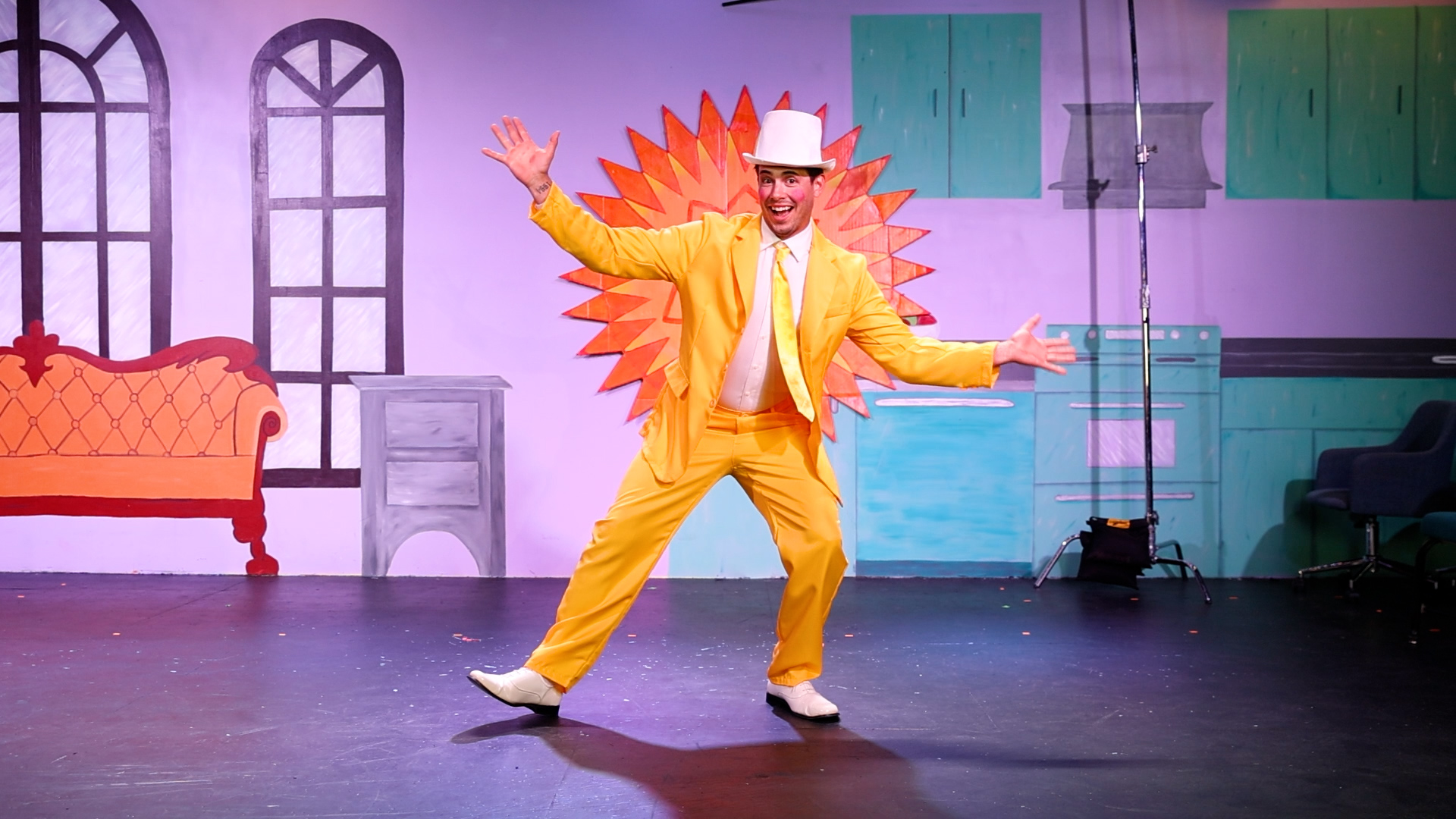 Always Sunny Dayman Yellow Suit Costume