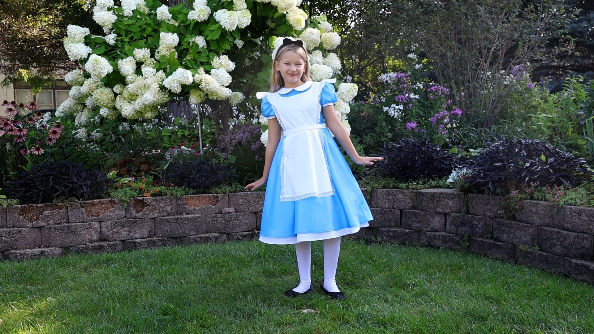 Alice In Wonderland Dress Girls Deluxe Alice Dress Girls Alice In Wonderland  Deluxe Costume - Blue & White Alice Dress With Apron & Hair Ribbon Deluxe  Costume For Girls Halloween Party Dress