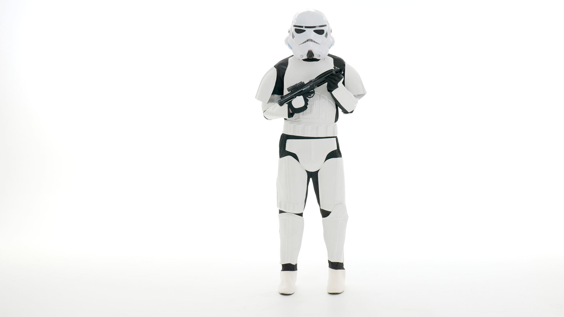 Being one of the Empire's leading Stormtoopers requires loyalty, honor and the ability to find the droids that you are looking for. The licensed Star Wars costume brings you the look at an affordable price.