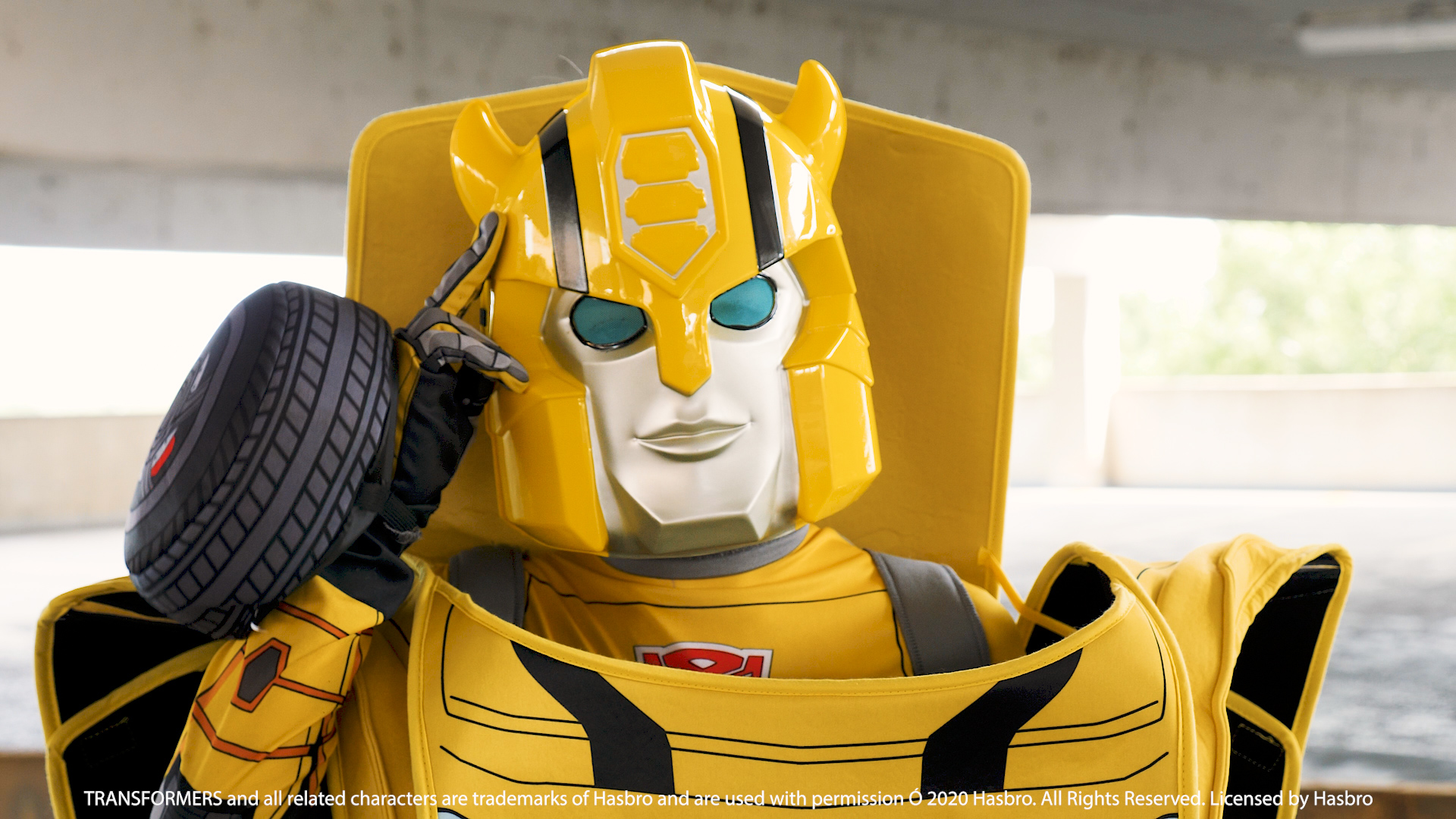 Your kid will have the coolest costume on the block with the Transformers Kids Bumblebee Converting Costume, which actually transforms from the Bumblebee robot to the car.